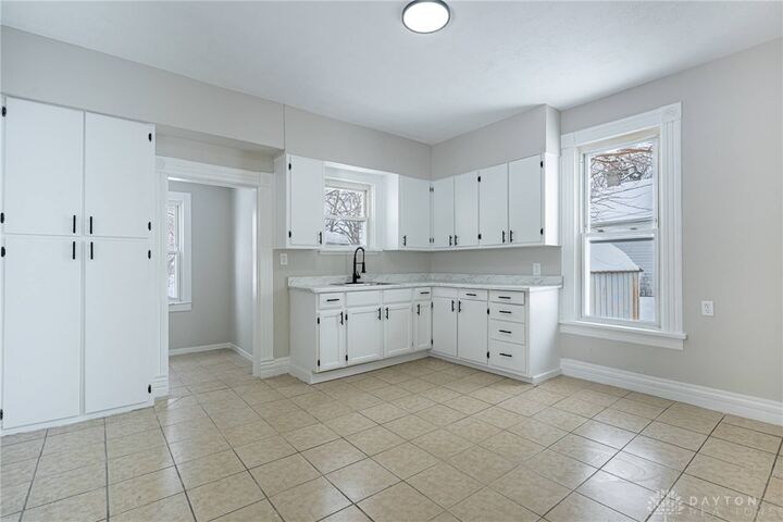 Property Photo:  1654 Catawba Avenue  OH 45503 