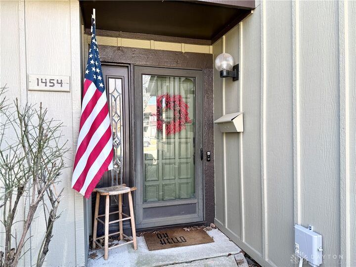 Property Photo:  1454 Carriage Trace Boulevard  OH 45459 