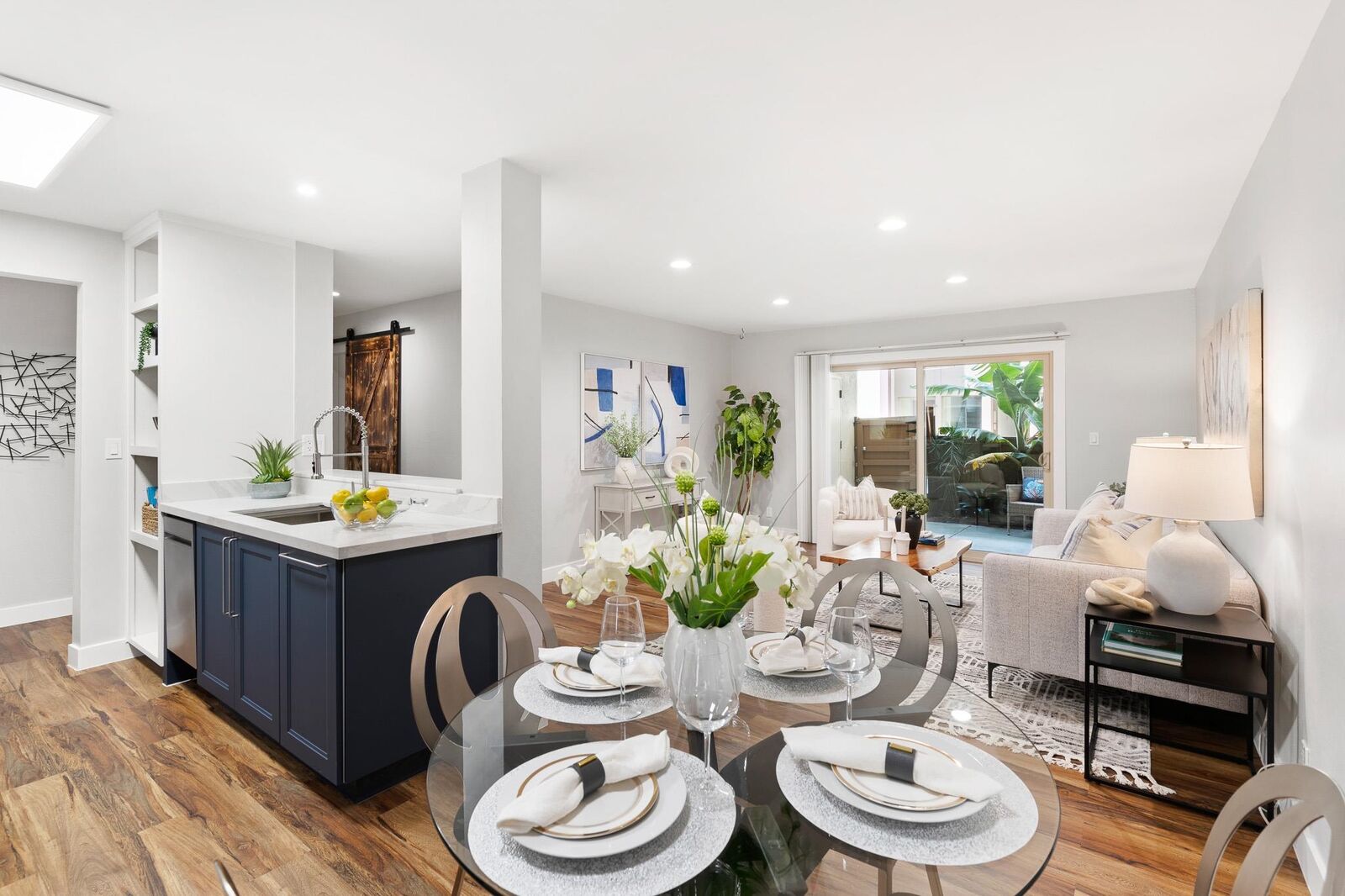 Property Photo:  1305 Webster St C102  CA 94501 