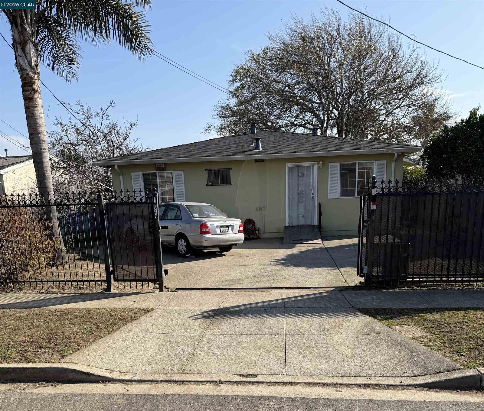 Property Photo:  1824 2nd St  CA 94801 