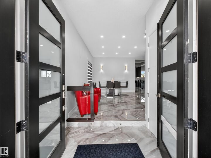 Property Photo:  1808 20 Avenue NW  AB T6T 2K9 