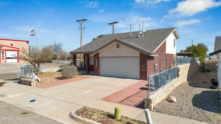 Property Photo:  11330 Loma Del Sol Drive  TX 79934 