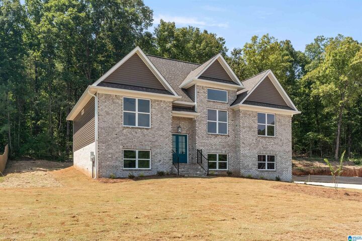 Property Photo: 356 Stonegate Circle AL 35096
