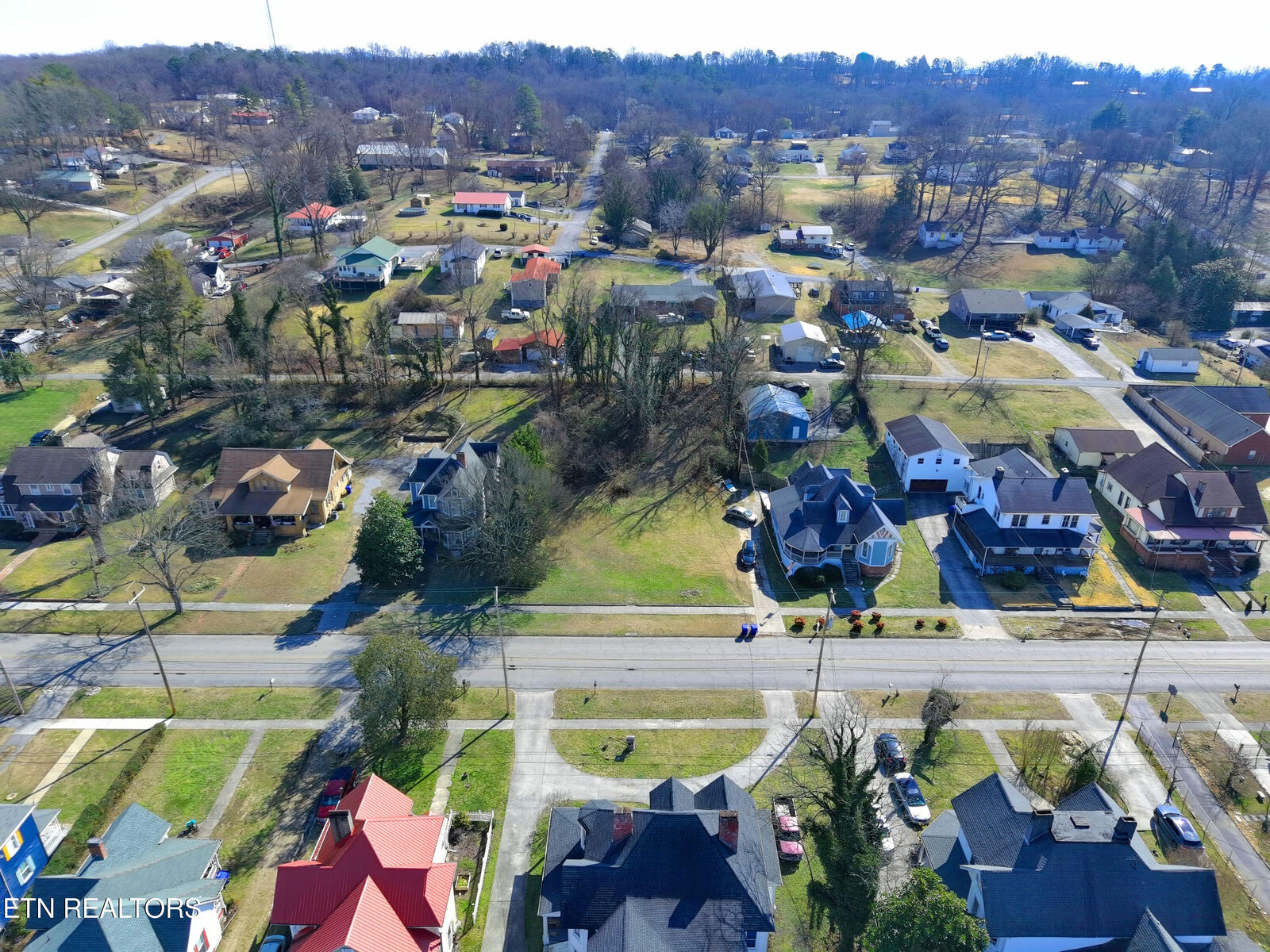 Property Photo:  120 N Kingston Ave  TN 37854 