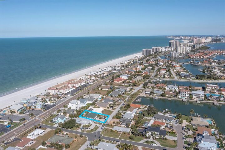 Property Photo:  2710 Hibiscus Drive W  FL 33786 