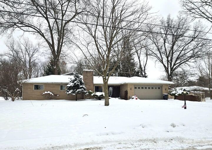 Property Photo: 4835 Staten Drive MI 49201
