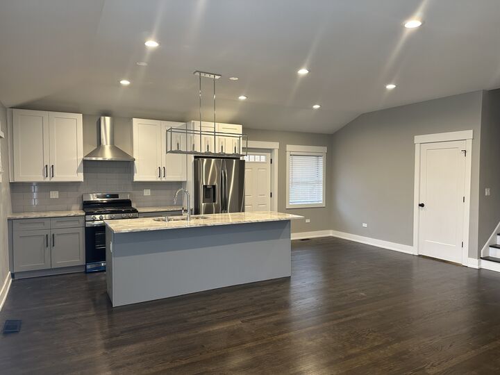 Property Photo:  3830 W Touhy Avenue  IL 60712 