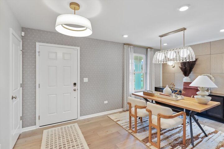 Property Photo:  228 Piper Glen Avenue  IL 60543 