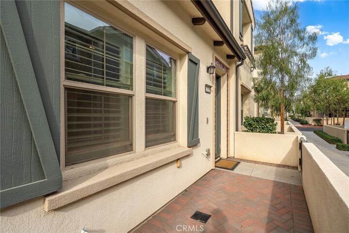 Property Photo:  12128 Summer Lane  CA 90602 