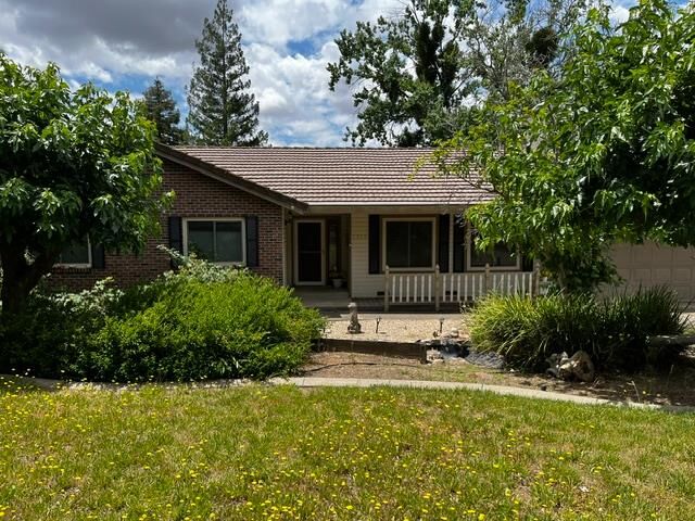Property Photo:  2352 Toyon Court  CA 95252 