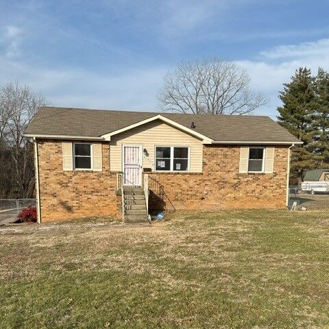 Property Photo: 1320 Courtney Dr TN 37042