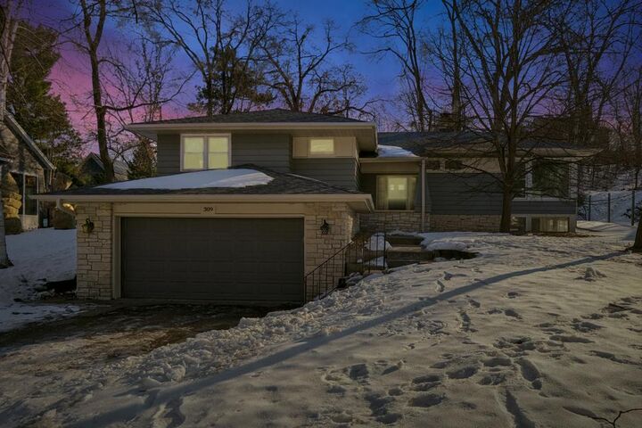 Property Photo:  309 Westwood Drive S  MN 55416 