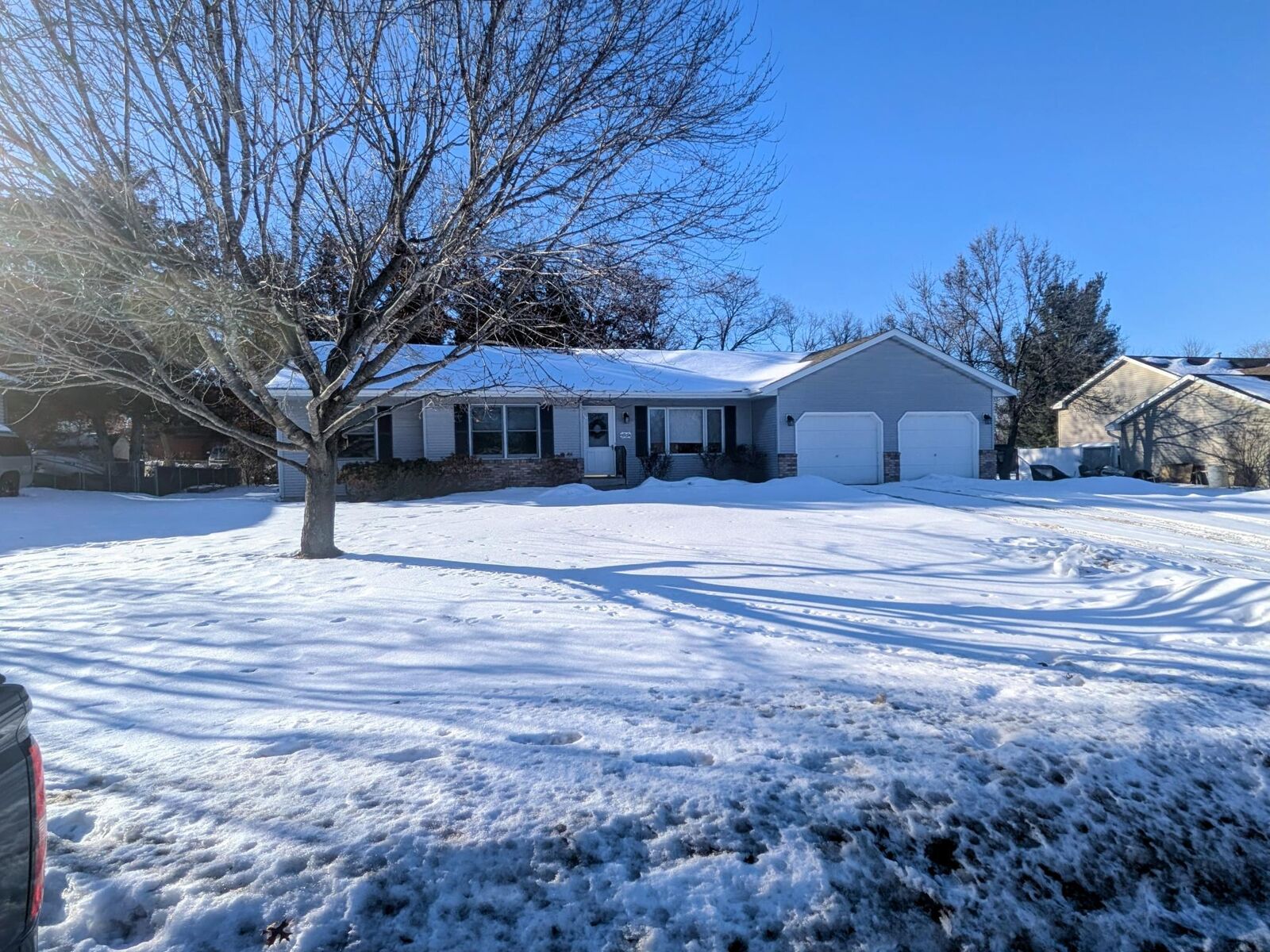 Property Photo: 39094 Riverside Court MN 55056