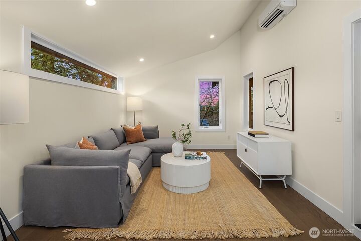 Property Photo:  3814 NE 89th Street  WA 98115 