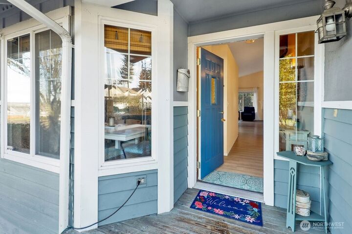 Property Photo:  840  Nevada Street  WA 98229 