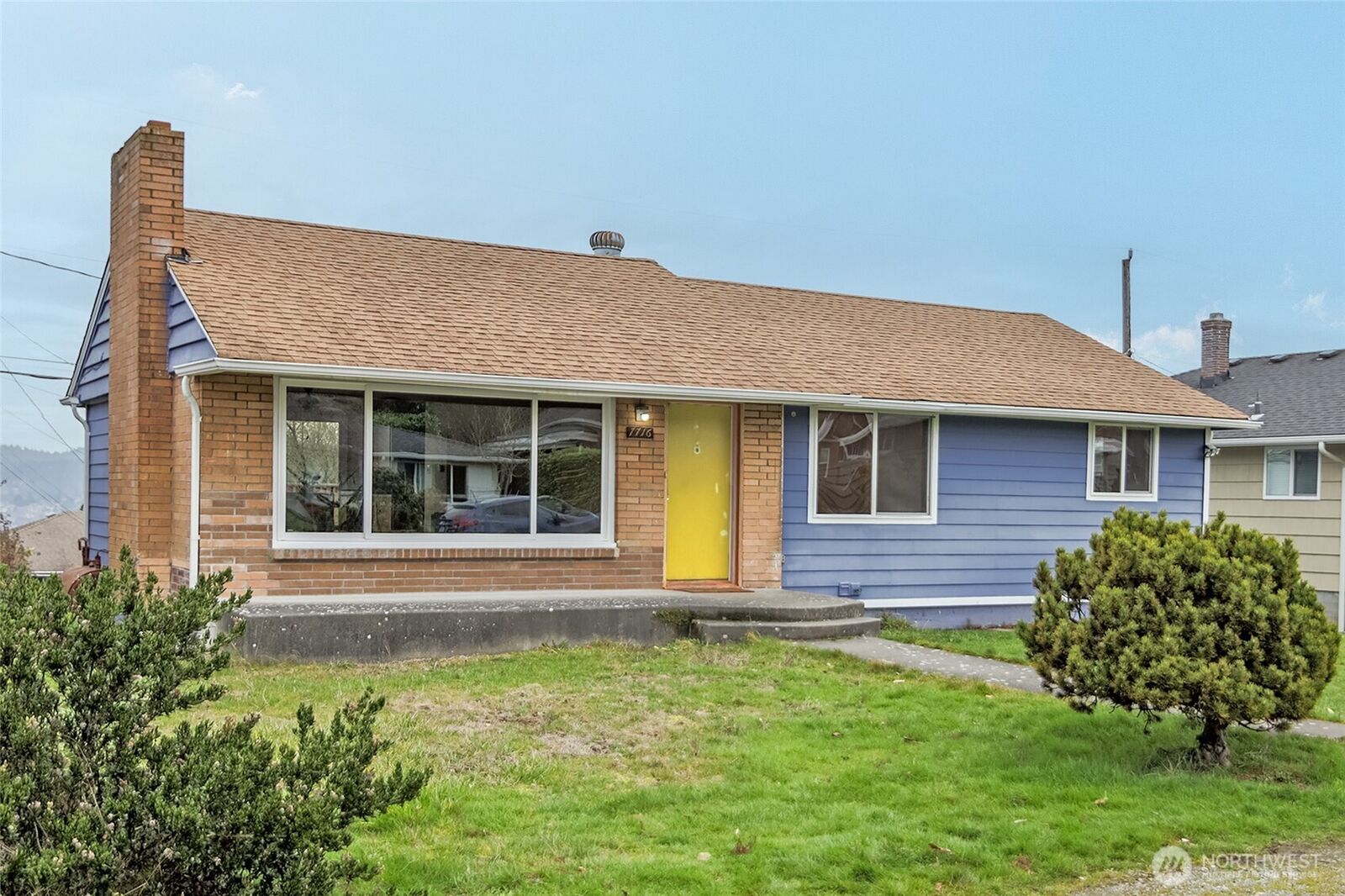 Property Photo:  7716 S Mission Drive  WA 98178 