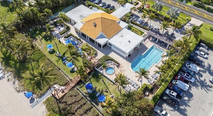 Property Photo: 3400 S Ocean Boulevard Ph7 FL 33487