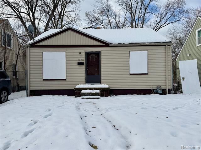 Property Photo:  19913 Prevost Street  MI 48235 