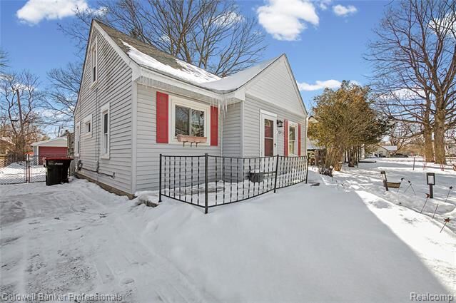 Property Photo:  20922 Negaunee Street  MI 48033 