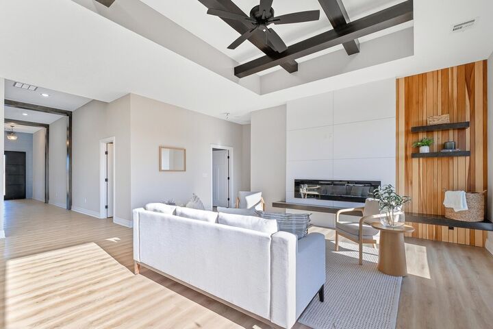 Property Photo: 8485 E Deer Run KS 67226