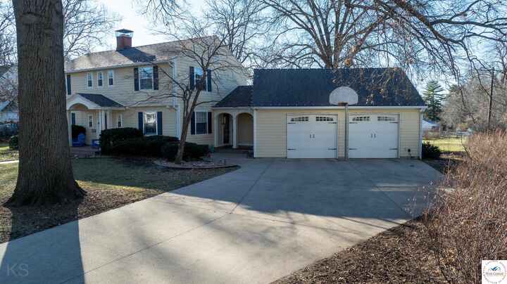 Property Photo: 1212 S Barrett MO 65301