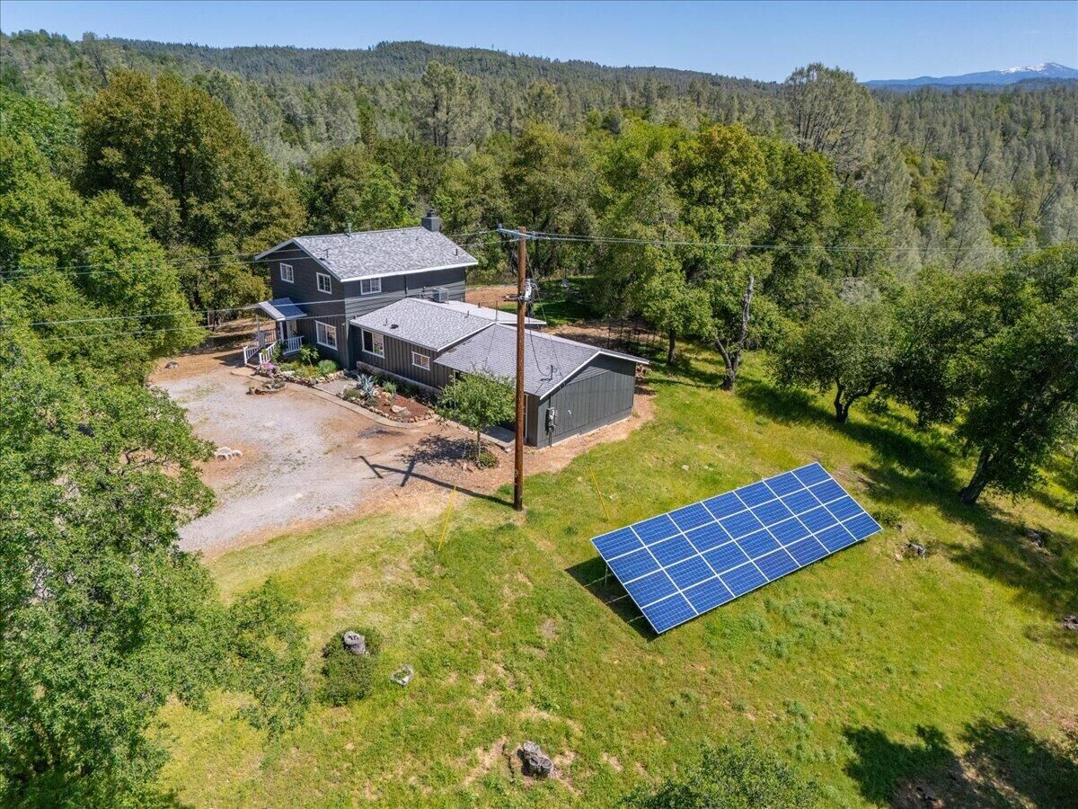 Property Photo:  13750 Dusty Oaks Trail  CA 96008 
