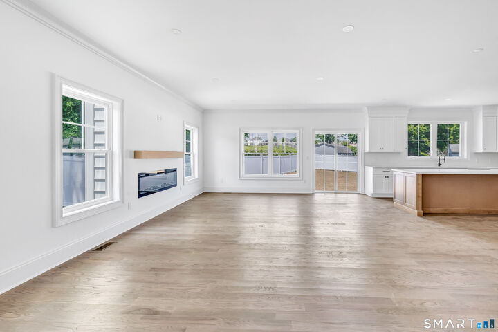 Property Photo:  27 Suzanne Circle  CT 06825 