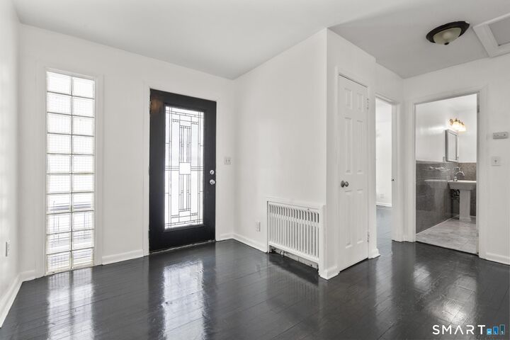 Property Photo:  5 Arden Road  CT 06611 