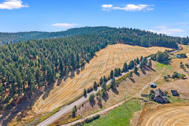 Property Photo: 72xx Bernhill Rd WA 99208