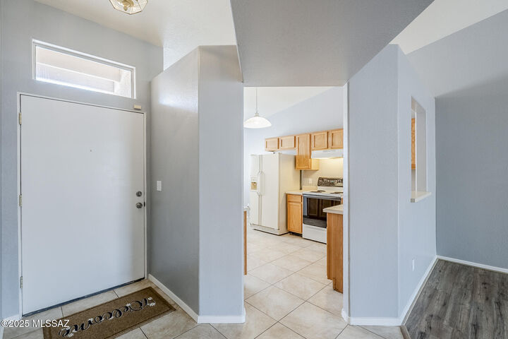 Property Photo:  7848 E 35th Street  AZ 85710 