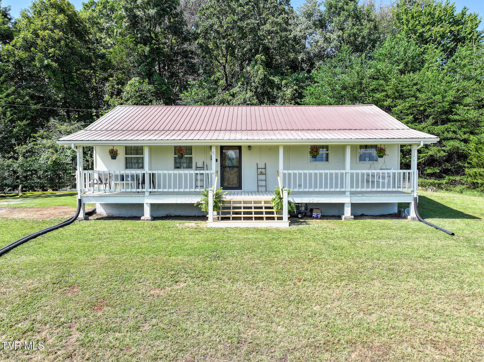 Property Photo:  2945 Enka Highway Highway  TN 37813 