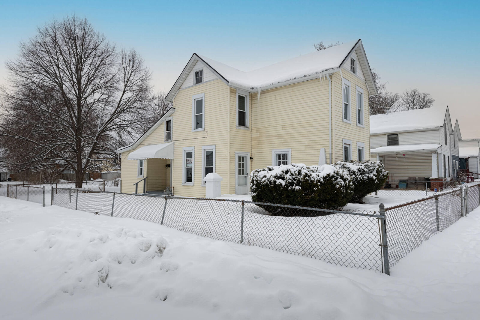 Property Photo:  1654 Catawba Avenue  OH 45503 