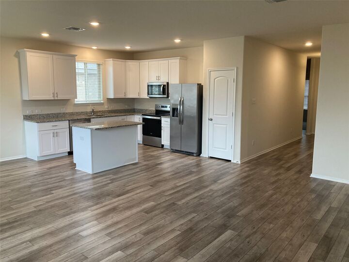 Property Photo:  137 Onna Street  TX 76574 