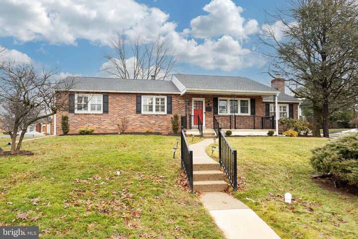 Property Photo:  1907 Juniata Road  PA 19403 