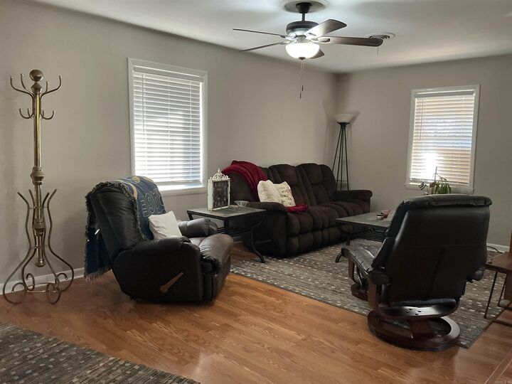 Property Photo:  1612 Pinecroft Street  AR 72019 