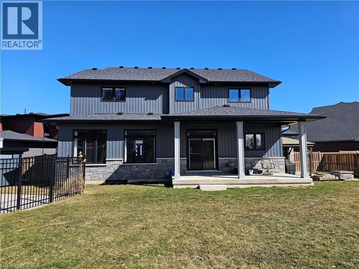 Property Photo:  46 Stonebridge Place  ON N3Y 0E6 