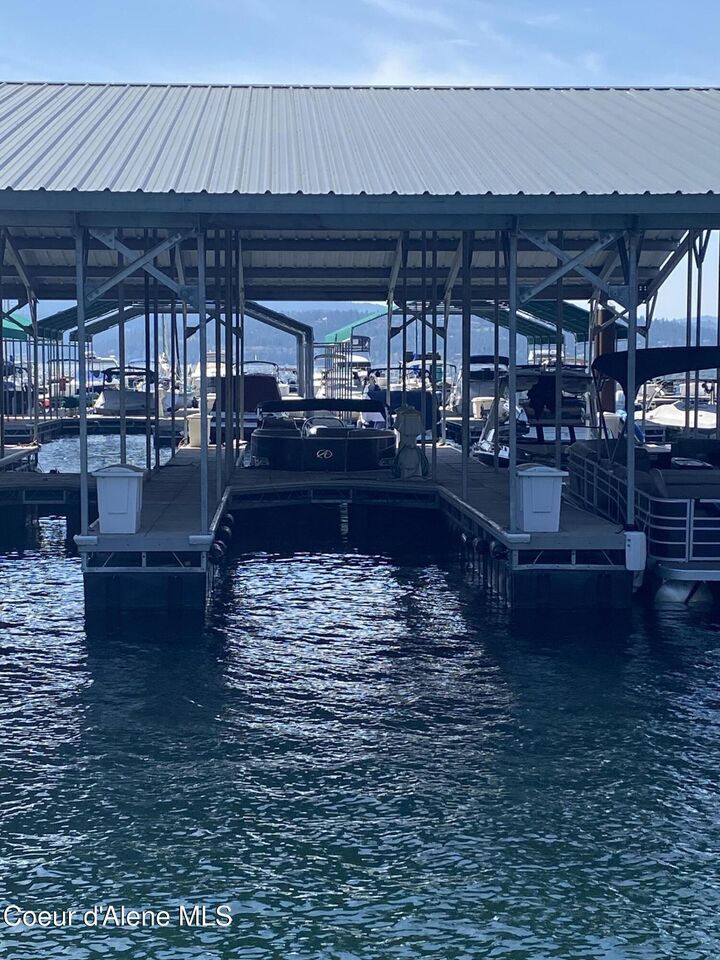 Property Photo:  1100 E Lakeshore Dr #B7  ID 83814 