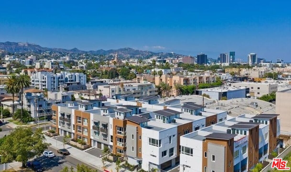 Property Photo: 1144 W Alma Ln CA 90038