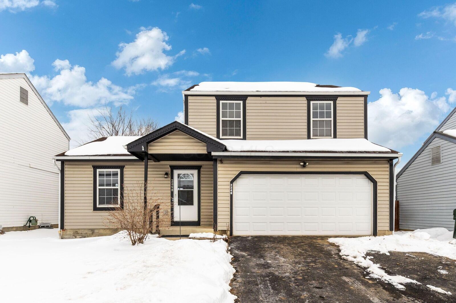 Property Photo:  2248 Golden Leaf Lane  OH 43223 