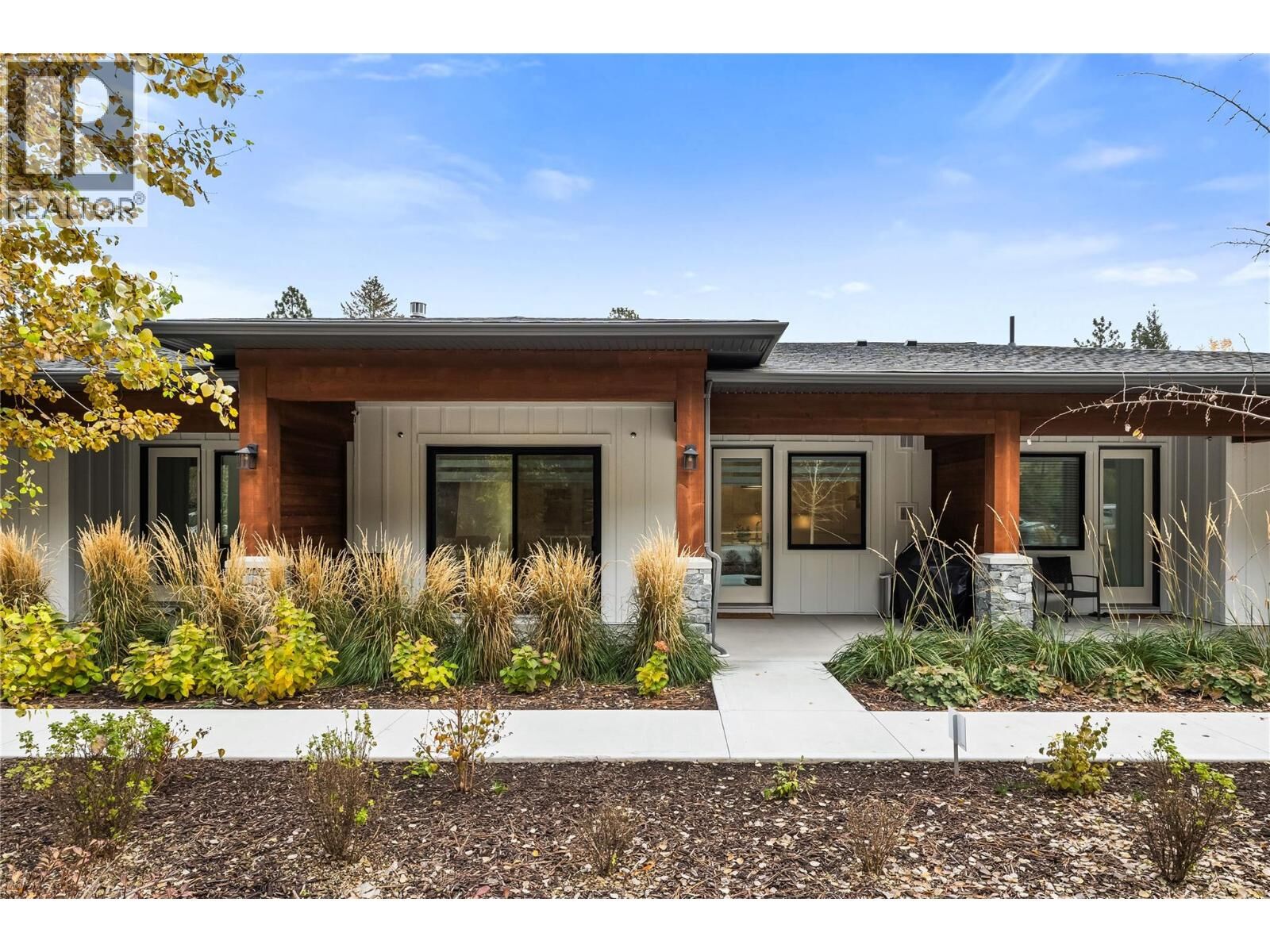 Property Photo:  1979 Country Club Drive 20  BC V1V 0H6 