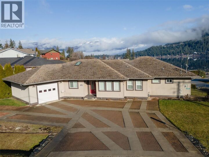 Property Photo:  2483 Marine Place  BC V0E 1H1 