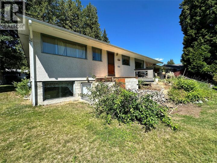 Photo de la propriété: 2629 9th Avenue BC V1N 2Y9