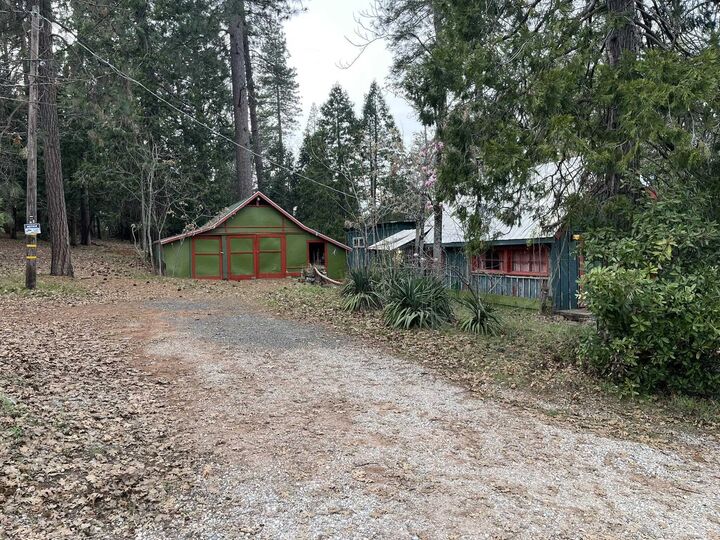 Property Photo:  23090 N Bald Mountain Rd  CA 95370 