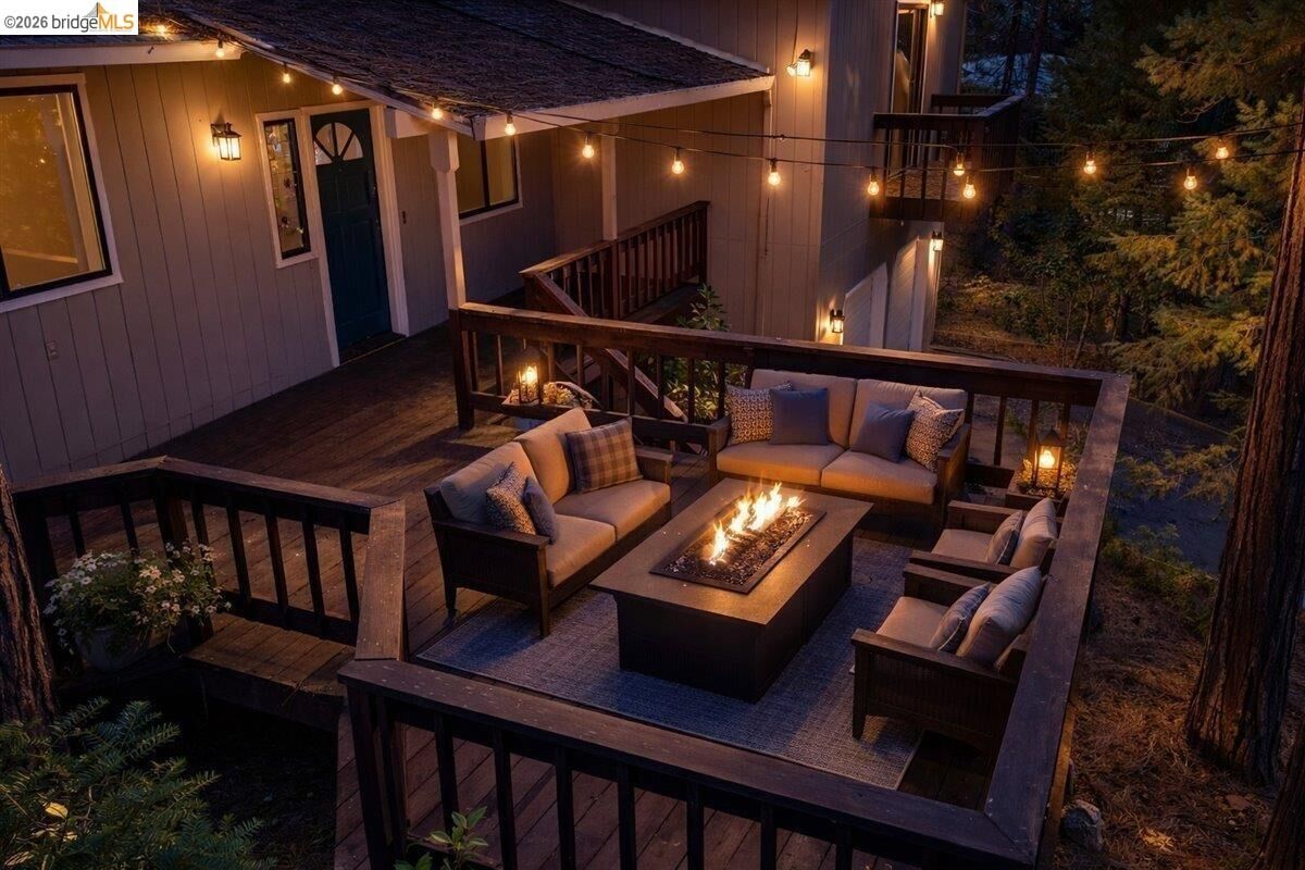 Property Photo:  22693 Tamarack Dr  CA 95383 