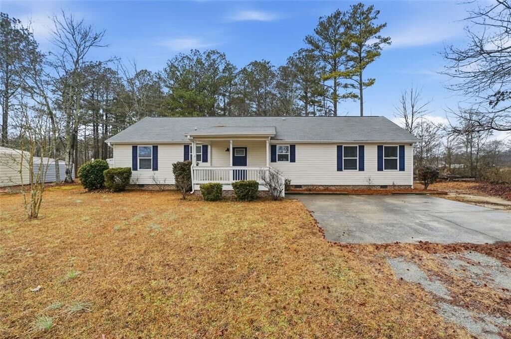 Property Photo:  3450 Cashtown Road  GA 30110 