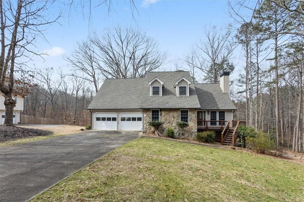 Property Photo: 1521 Larkwood Drive GA 30114