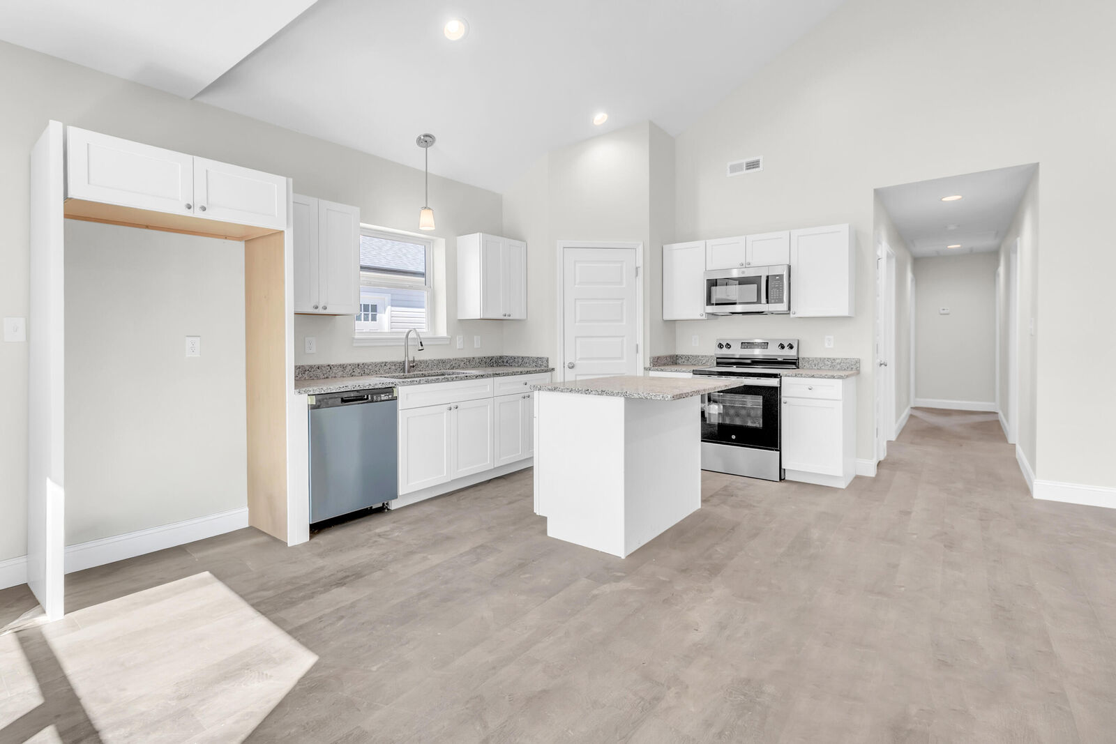 Property Photo:  125 Lindon Street  TN 37307 