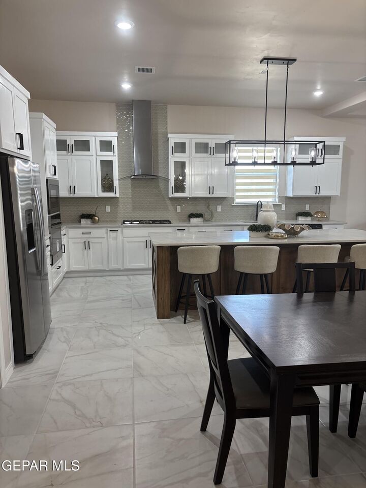 Property Photo: 6112 Oleaster Drive TX 79932