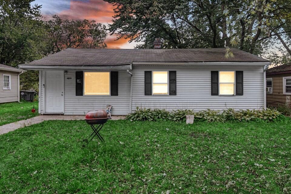Property Photo:  4079 Missouri Street  IN 46342 