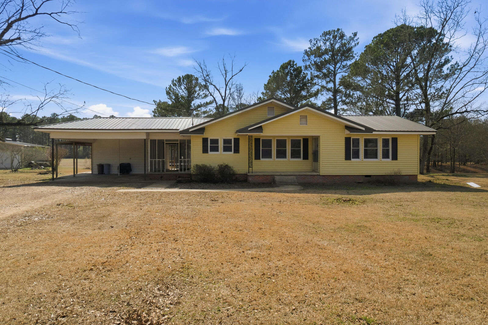 Property Photo:  1501 Eatonville Rd.  MS 39401 